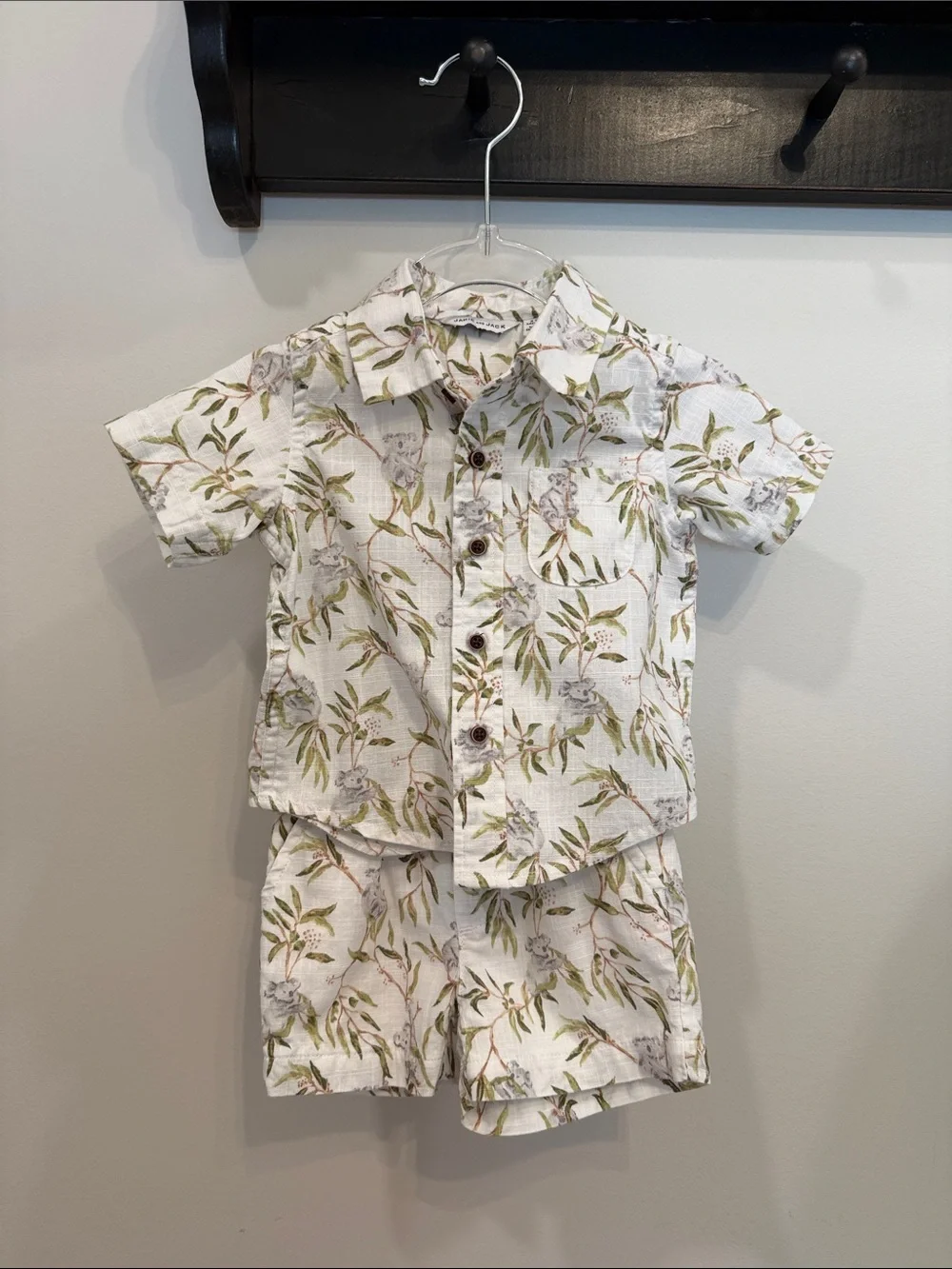 Janie and Jack White Botanical Short Pajama Set with Green Leaves